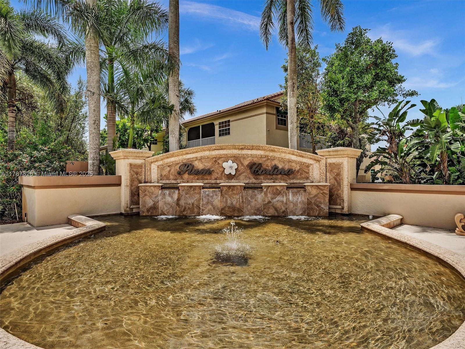 6538 Via Regina 9 Property Photo