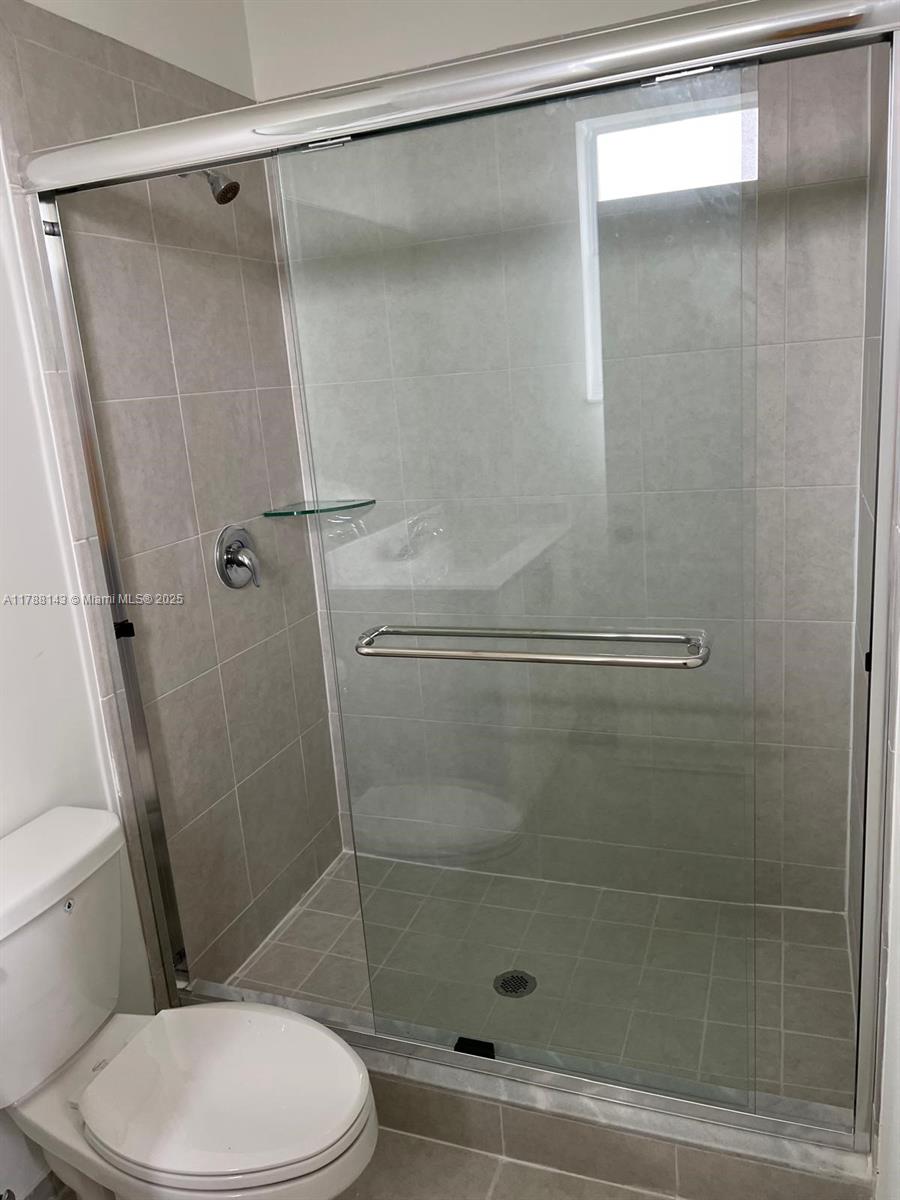 1676 Se 26th Ter Property Photo 18