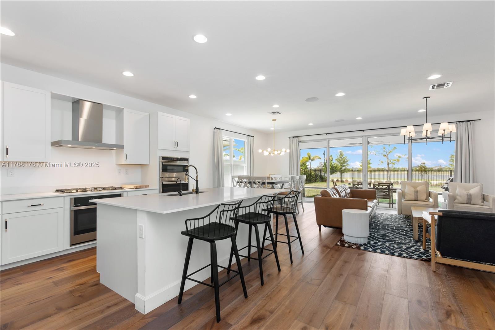 A11788176 Property Photo
