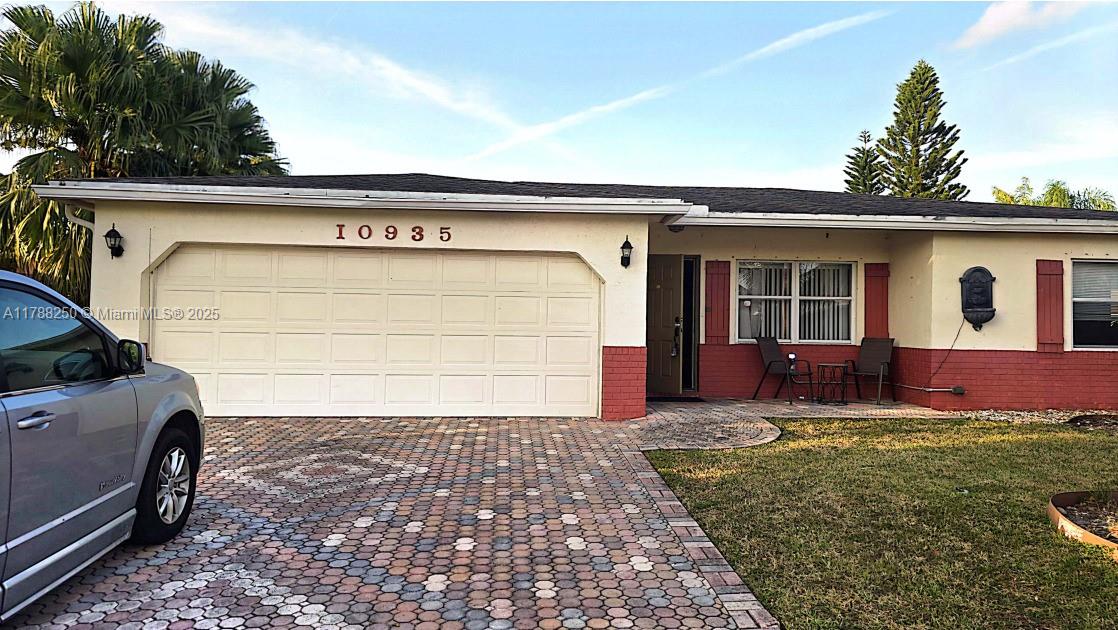 10935 Gable St Property Photo