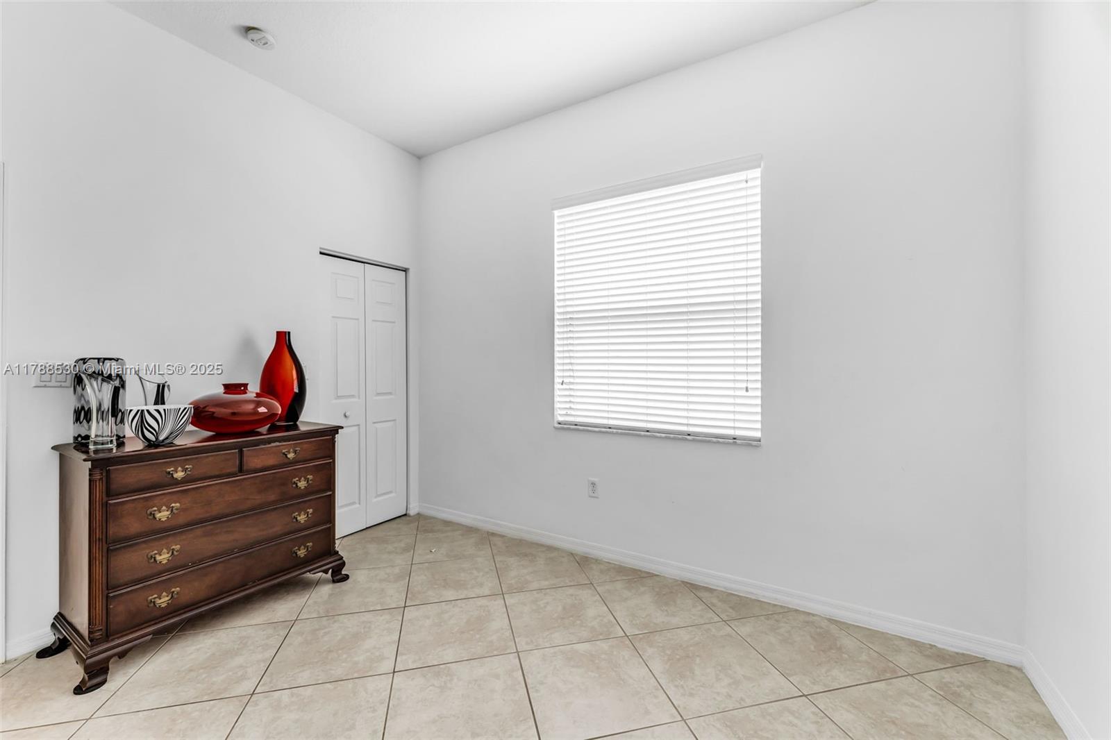 2819 Augusta Ln Property Photo 17