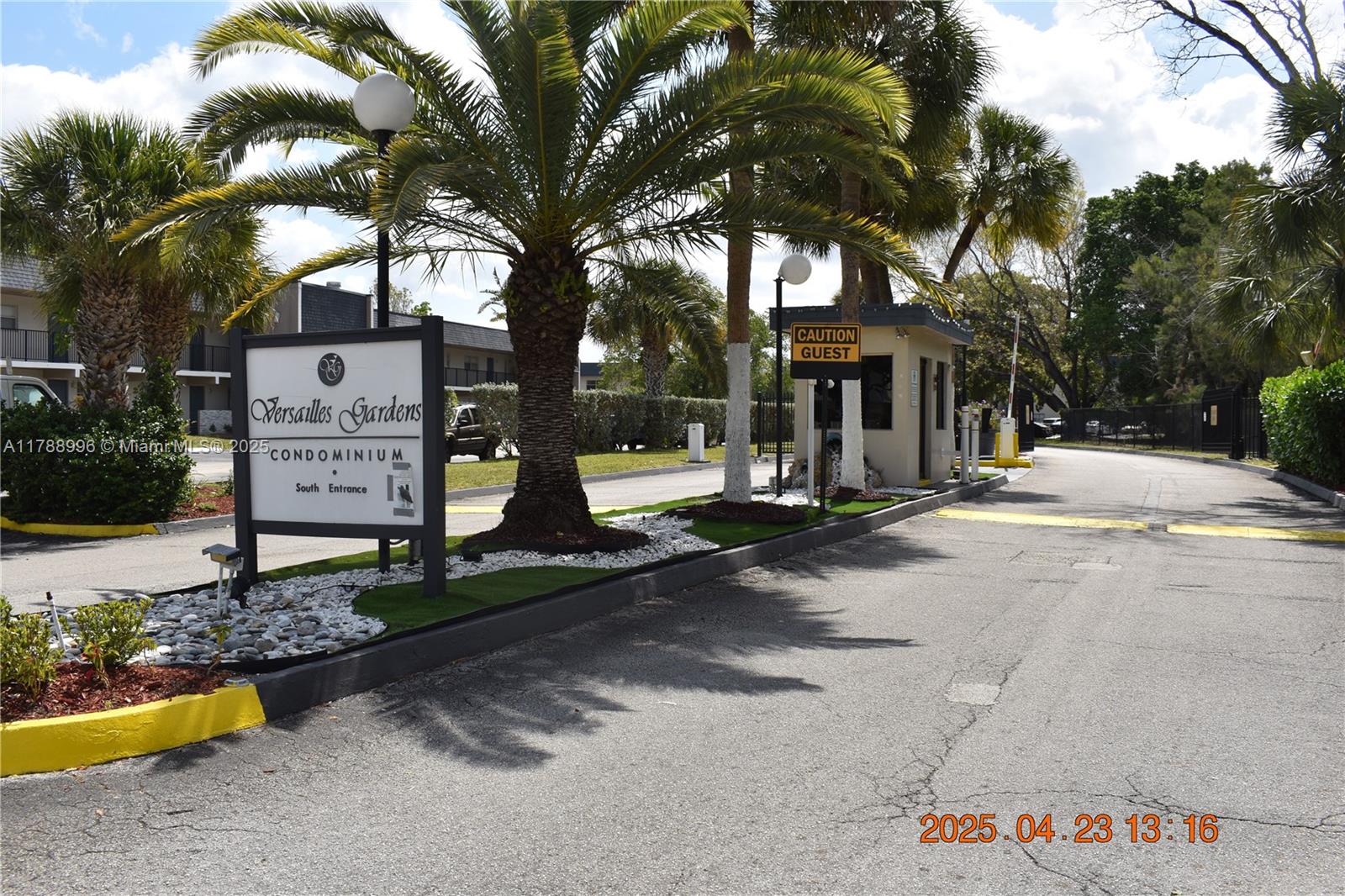A11788996 Property Photo