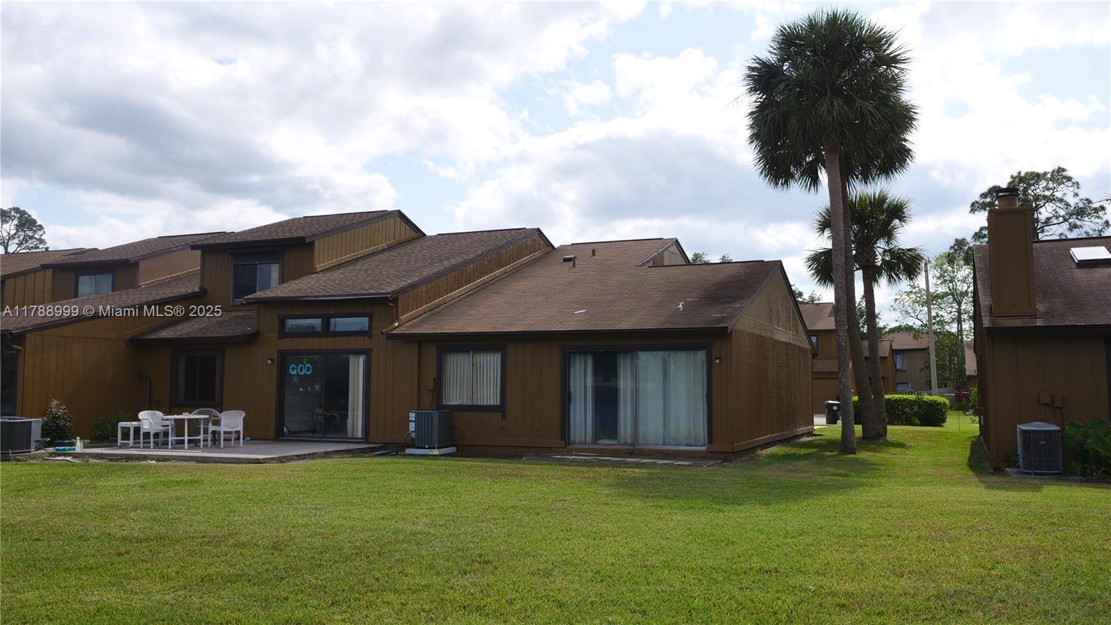 32119 Real Estate Listings Main Image