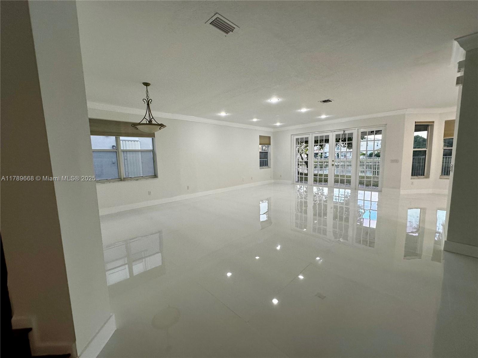 Wellington Real Estate Listings Main Image