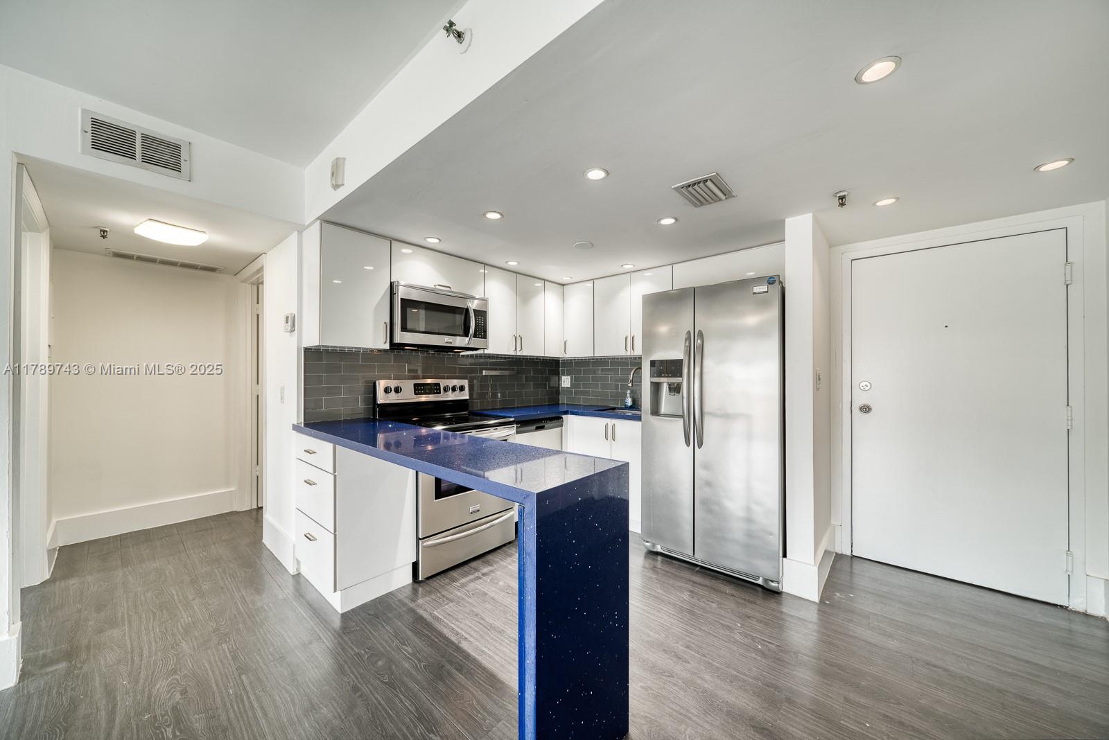A11789743 Property Photo