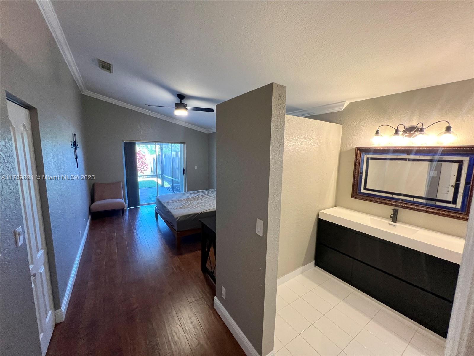 4250 Sw 82 Way Rear Property Photo
