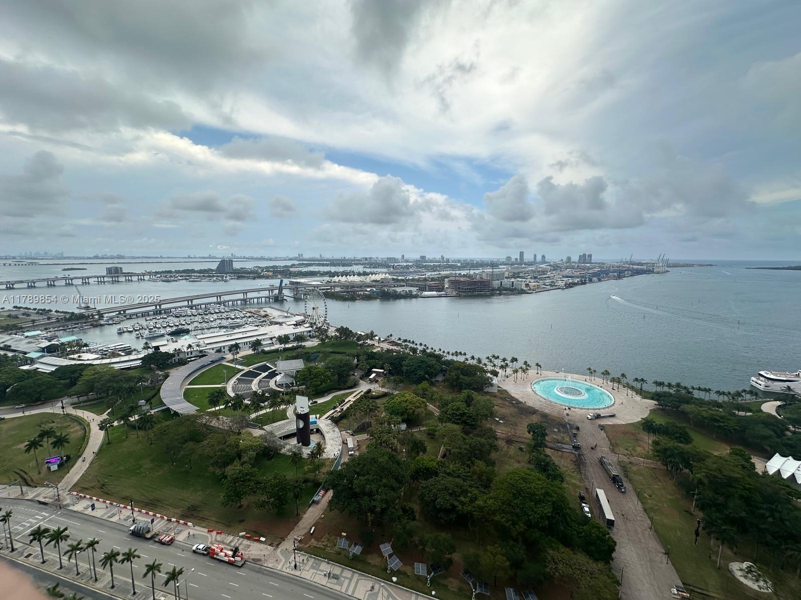 50 Biscayne Blvd 3308 Property Photo 1