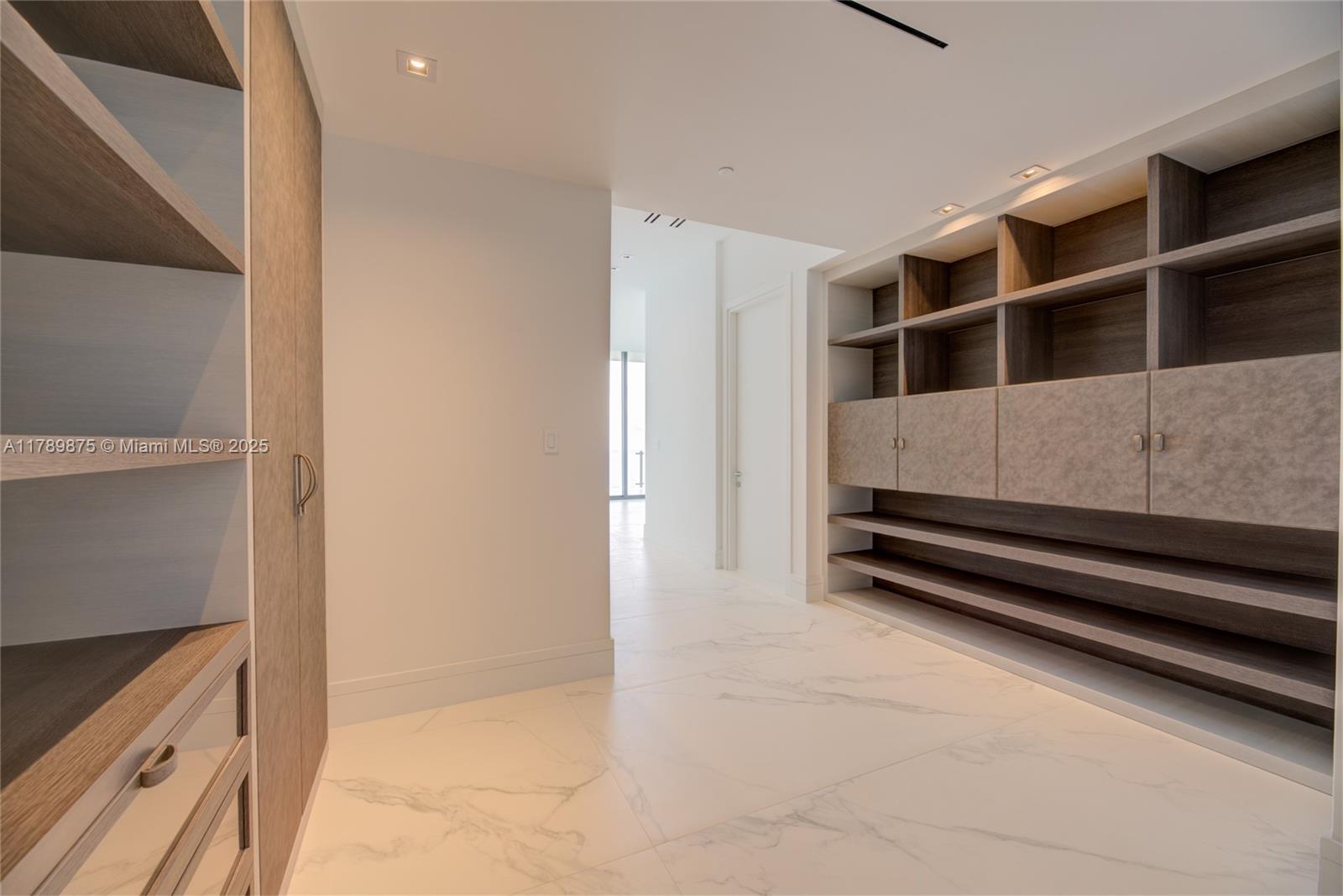 17141 Collins Ave 4501 Property Photo 21