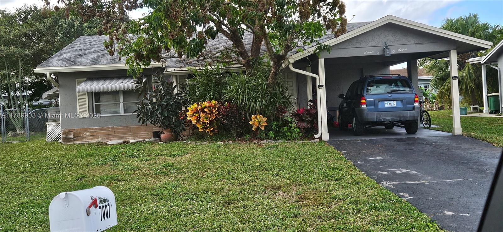 7007 Nw 99th Ave Property Photo