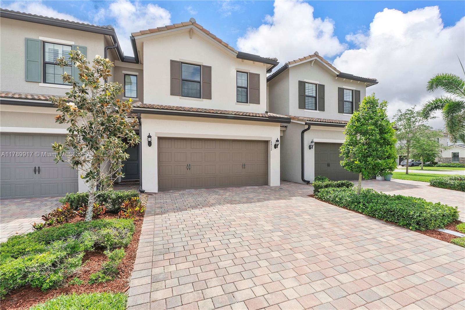 4852 San Fratello Cir Property Photo