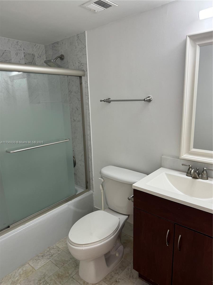 1420 Brickell Bay Dr 103a1 Property Photo 15