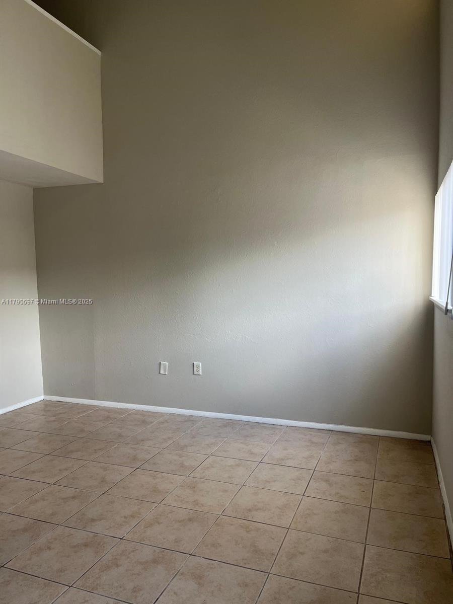4002 Dolomite A Property Photo 5