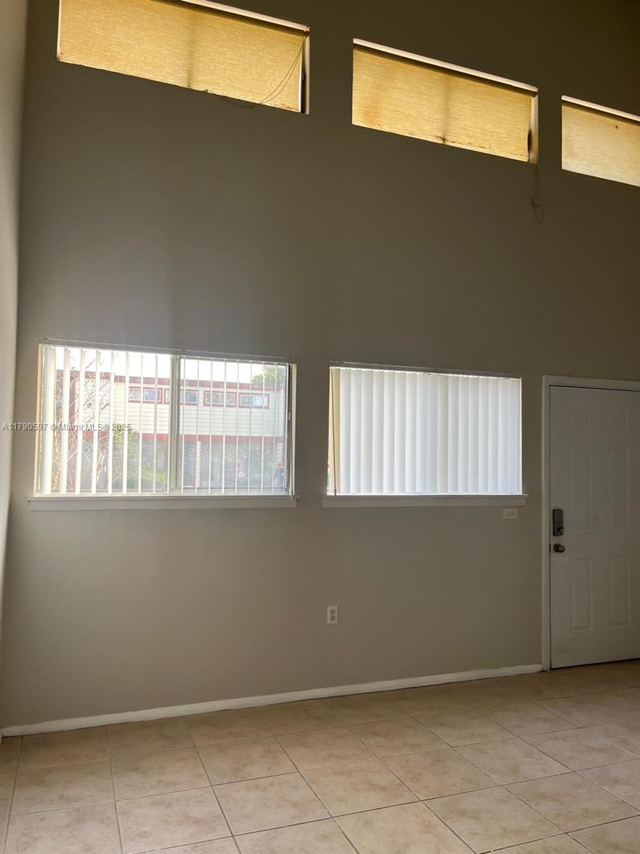 4002 Dolomite A Property Photo 7