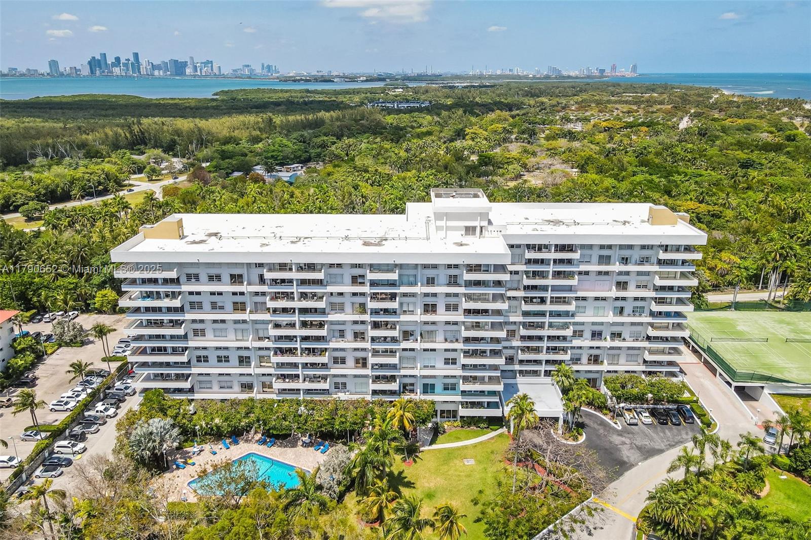 Key Biscayne Real Estate Listings Main Image