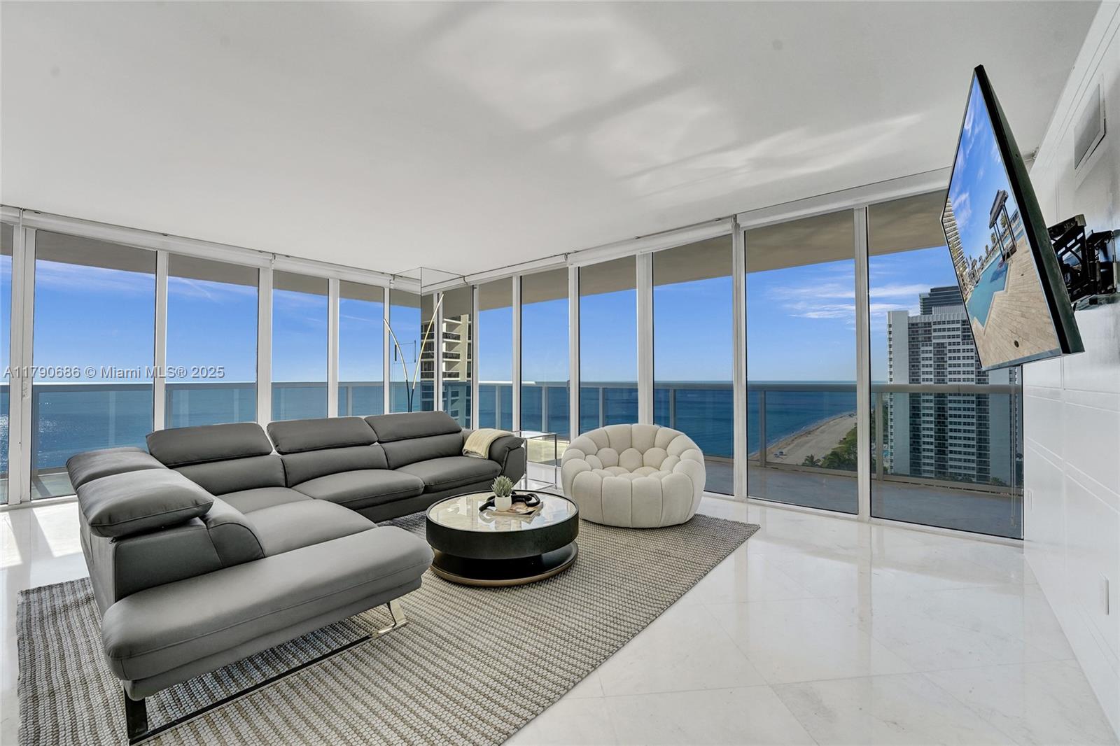 1830 S Ocean Dr 1502 Property Photo