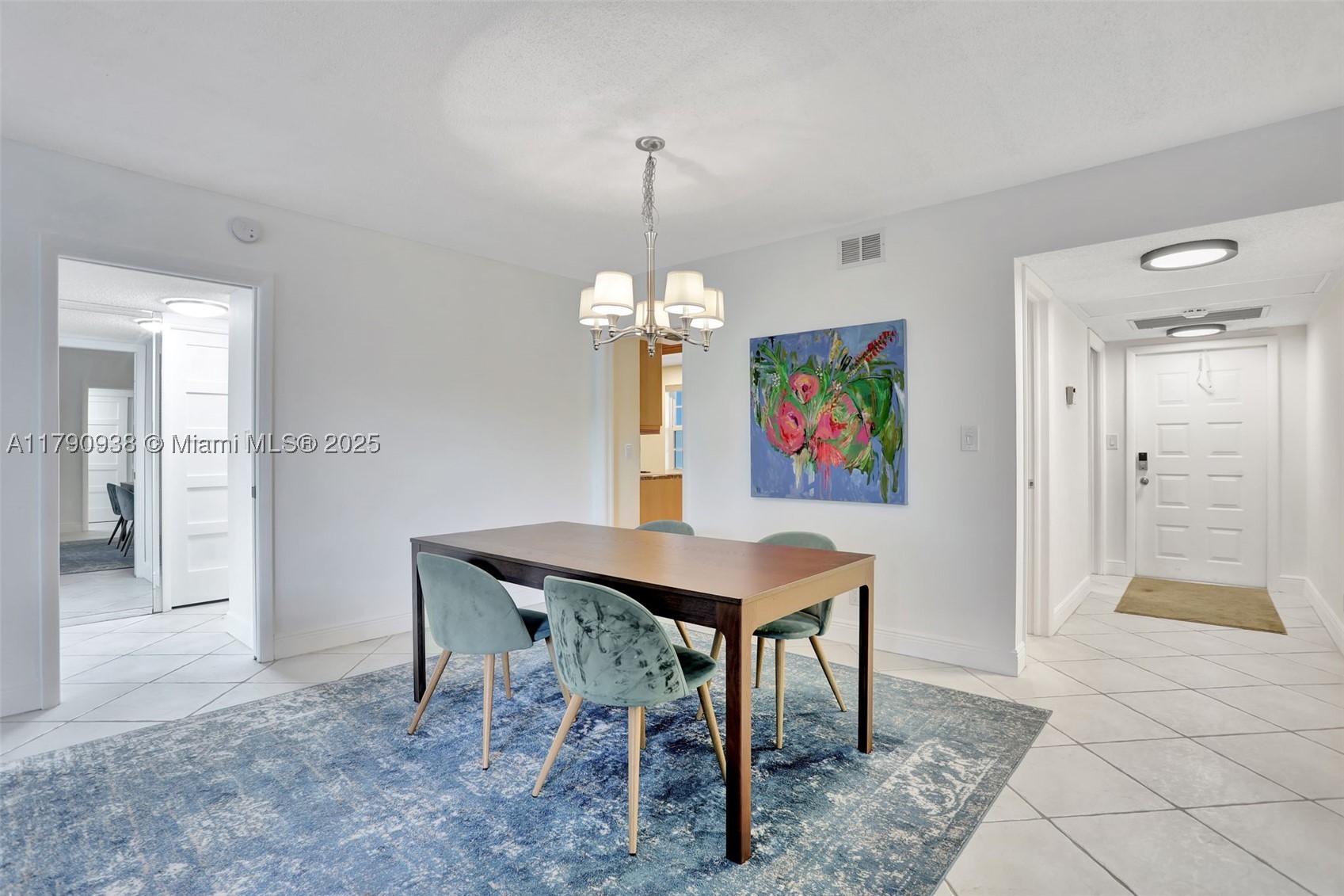 4020 W Palm Aire Dr 204 Property Photo 11