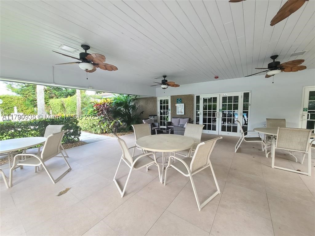 4020 W Palm Aire Dr 204 Property Photo 49