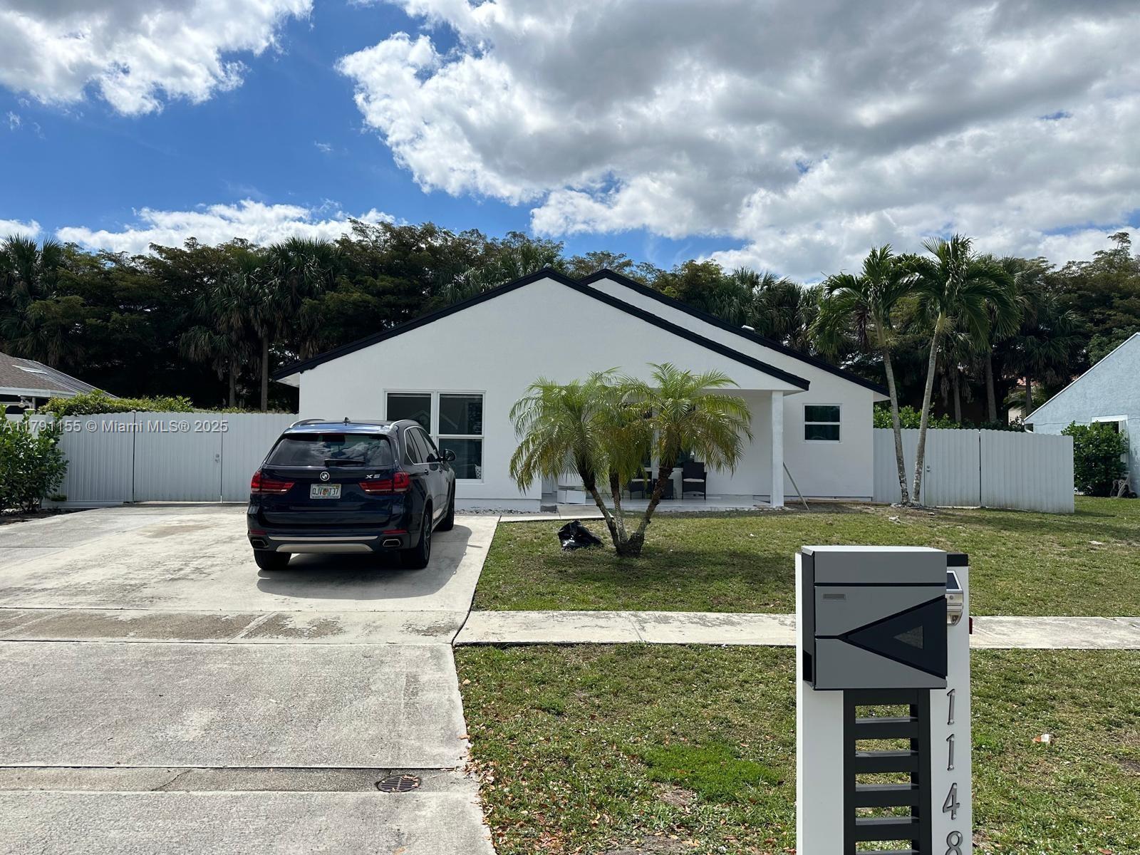 Royal Palm Beach Real Estate Listings Main Image