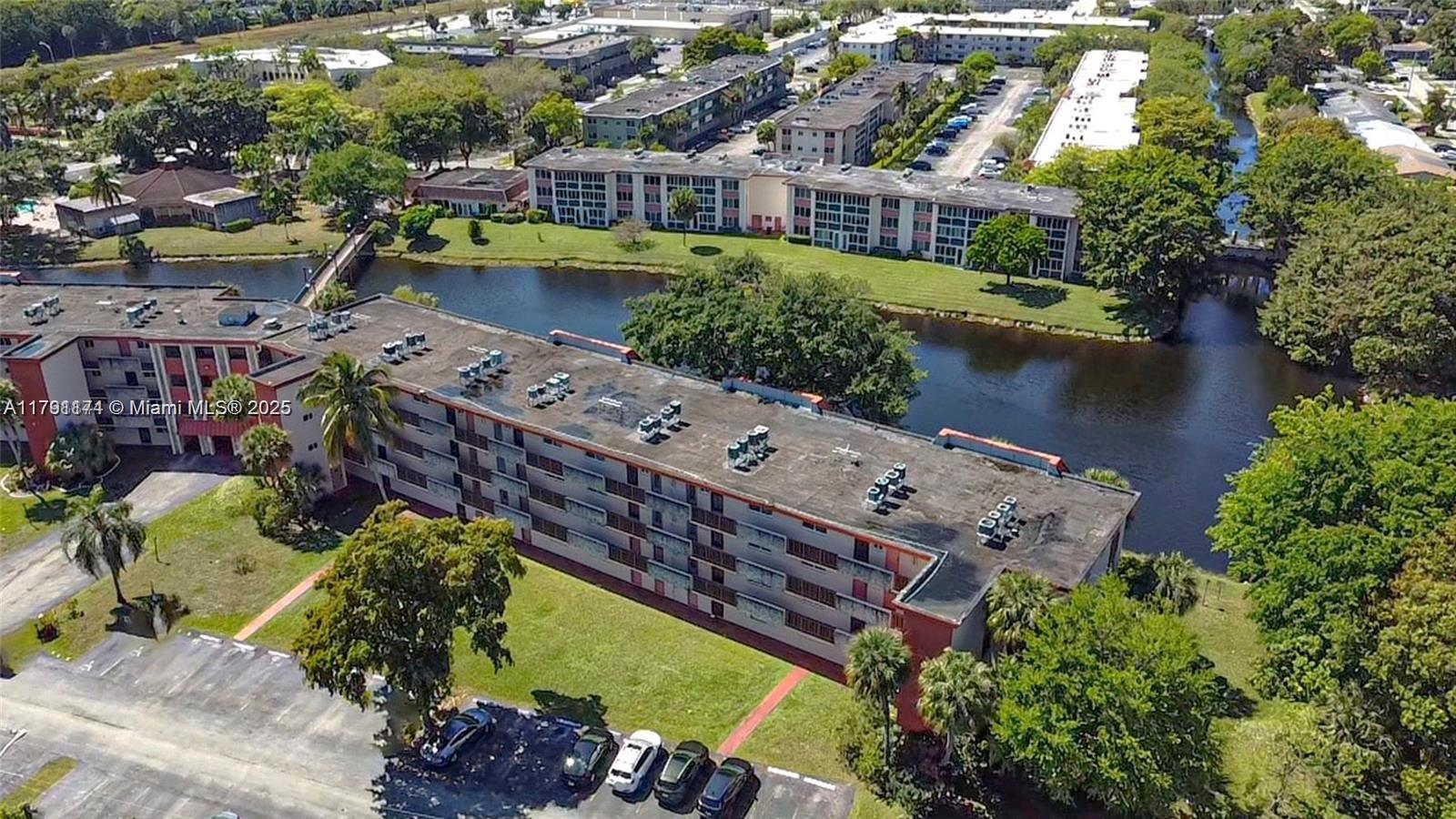 1103 NW 58th Ter 321 Picture
