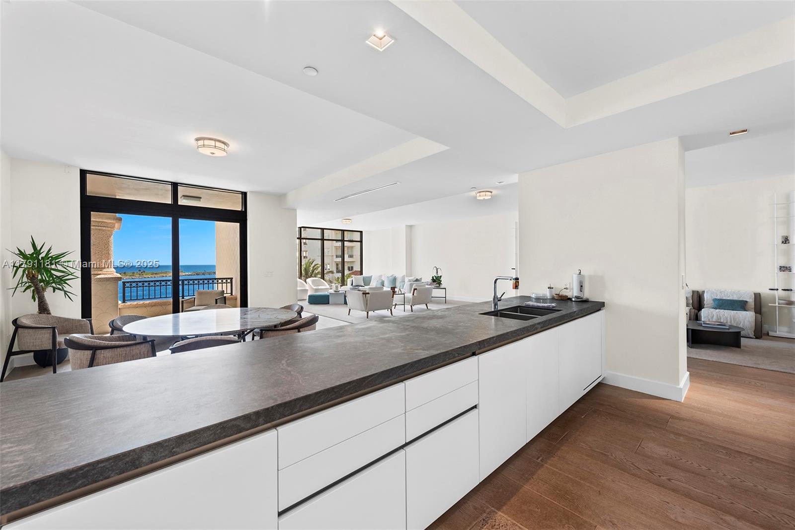 7055 Fisher Island Dr 7055 Property Photo 3