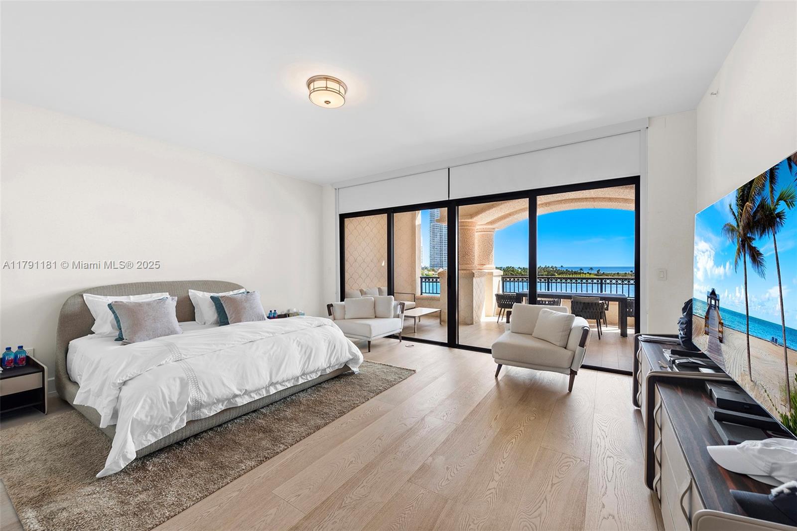 7055 Fisher Island Dr 7055 Property Photo 7