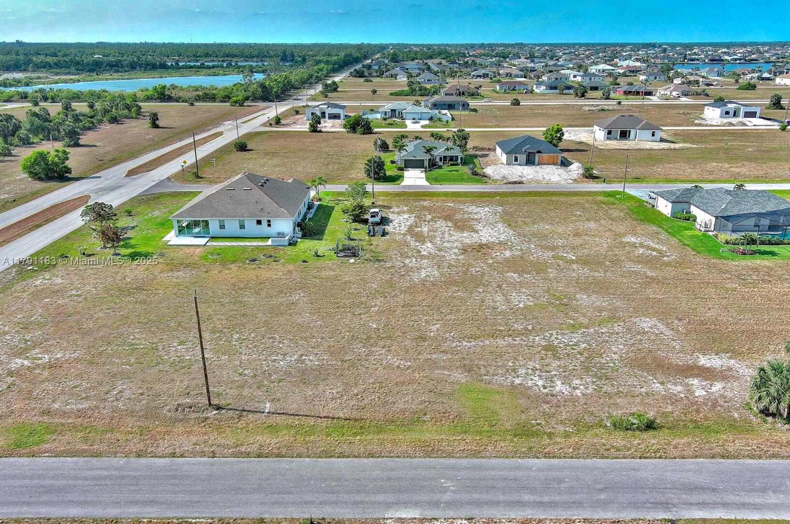 Cape Coral Real Estate Listings Main Image