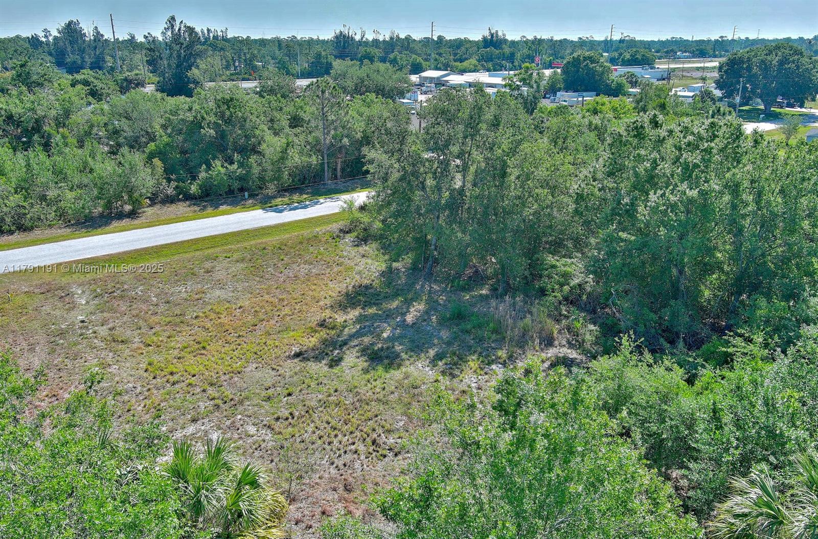 11117 1st Ave Property Photo 3