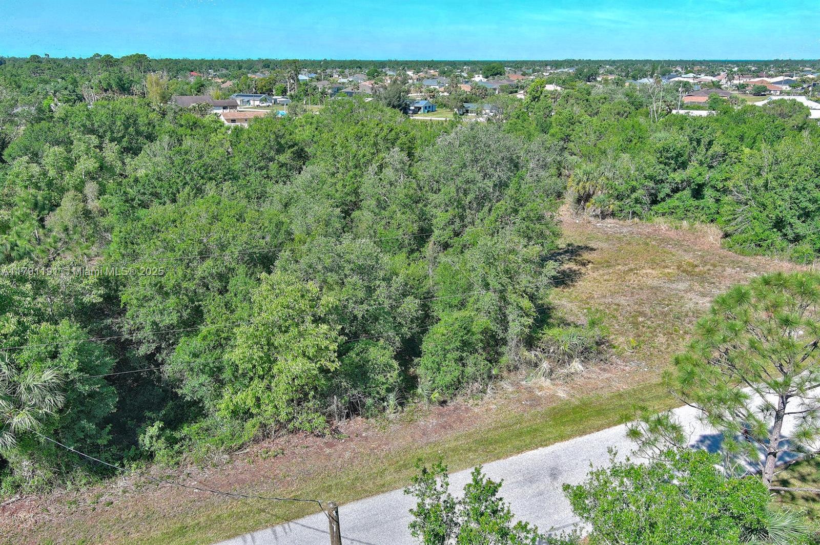 11117 1st Ave Property Photo 5