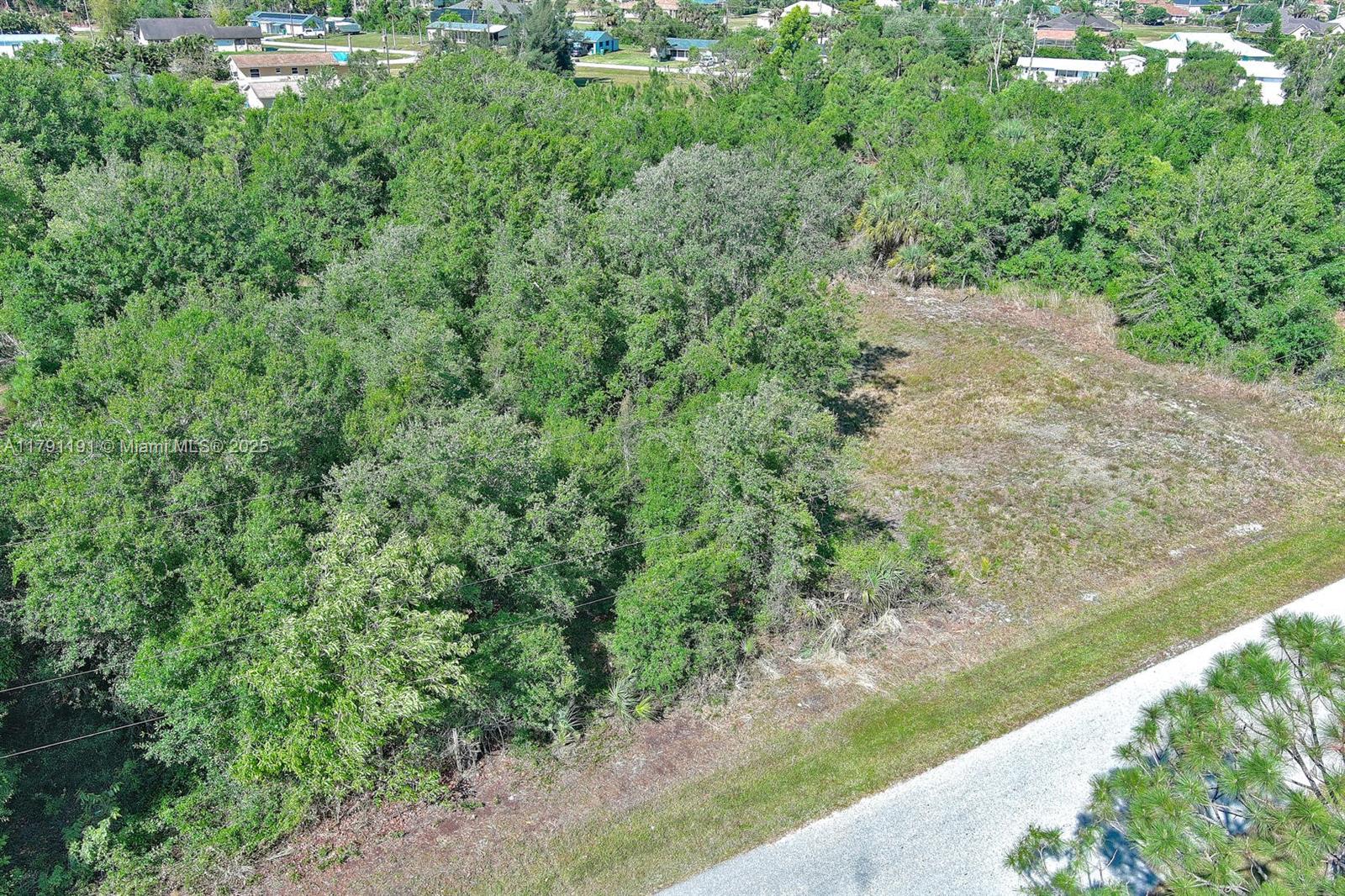 11117 1st Ave Property Photo 6