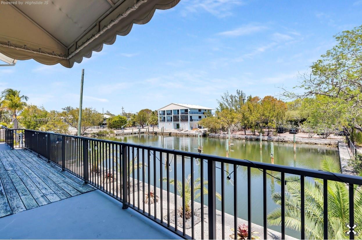 26 Corrine Pl Property Photo 12