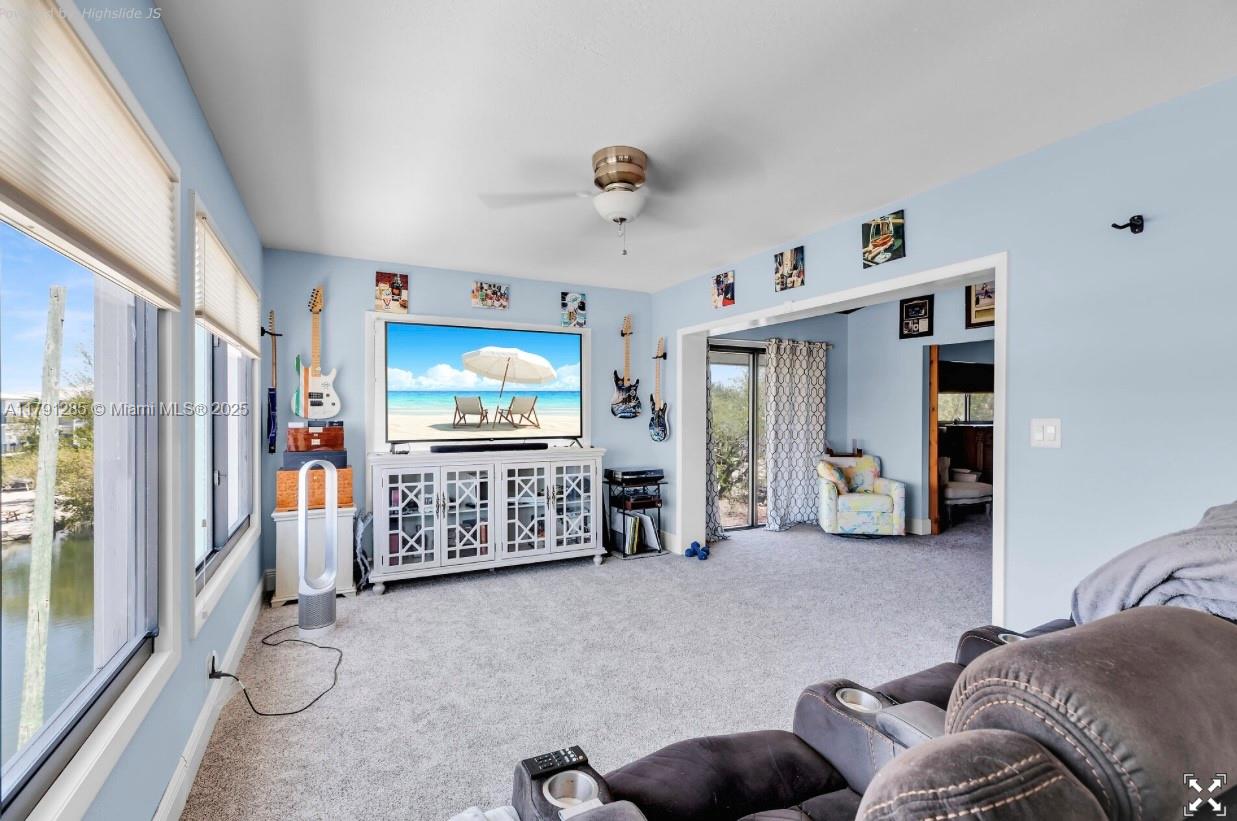 26 Corrine Pl Property Photo 16
