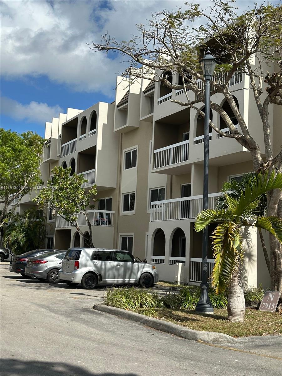South Miami Real Estate Listings Main Image