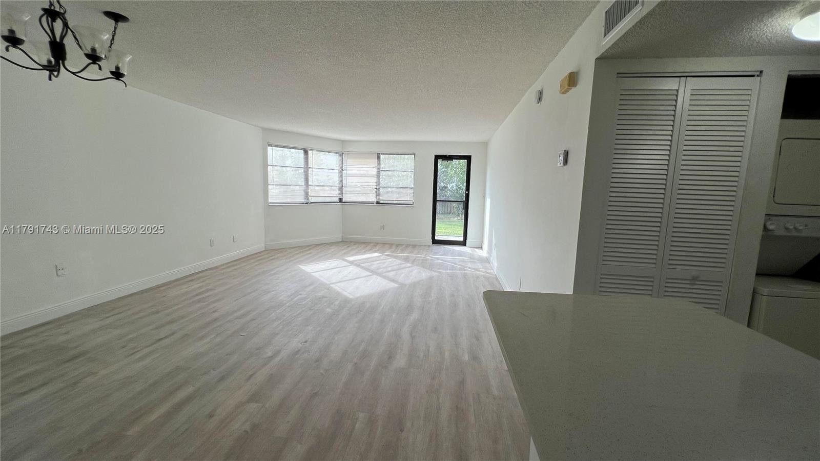 20860 San Simeon Way 107-6 Property Photo 1