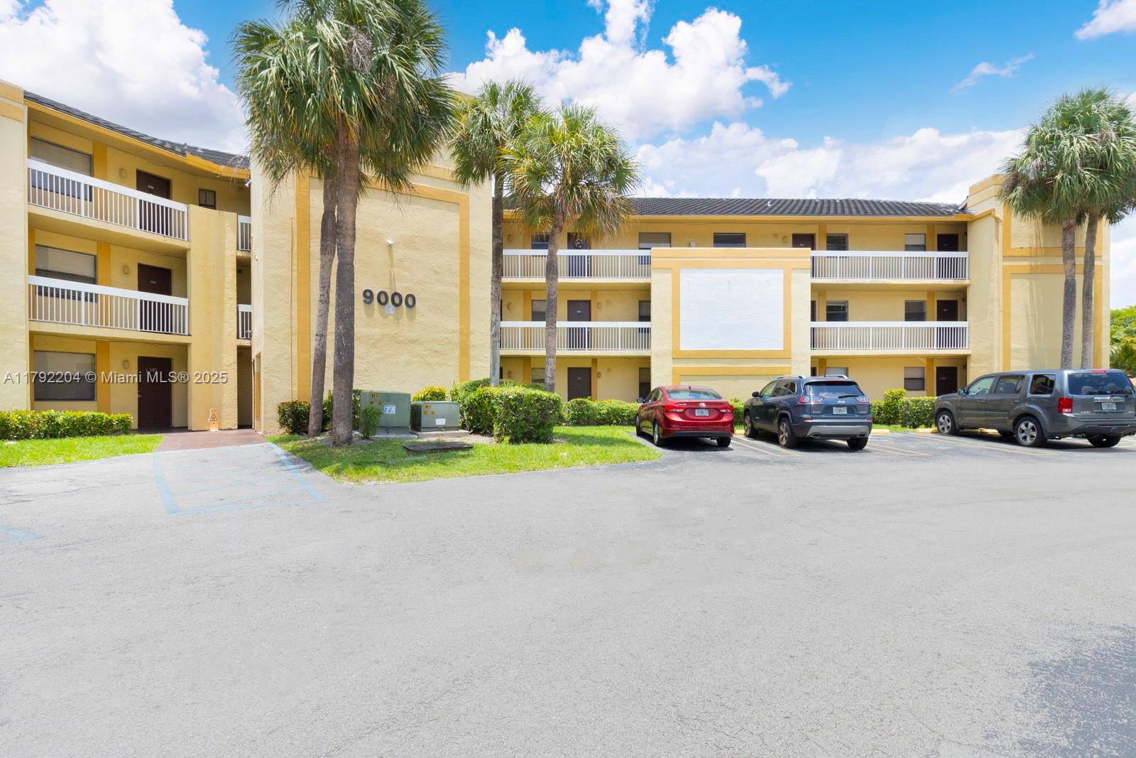 9022 Nw 28th Dr 2-106 Property Photo
