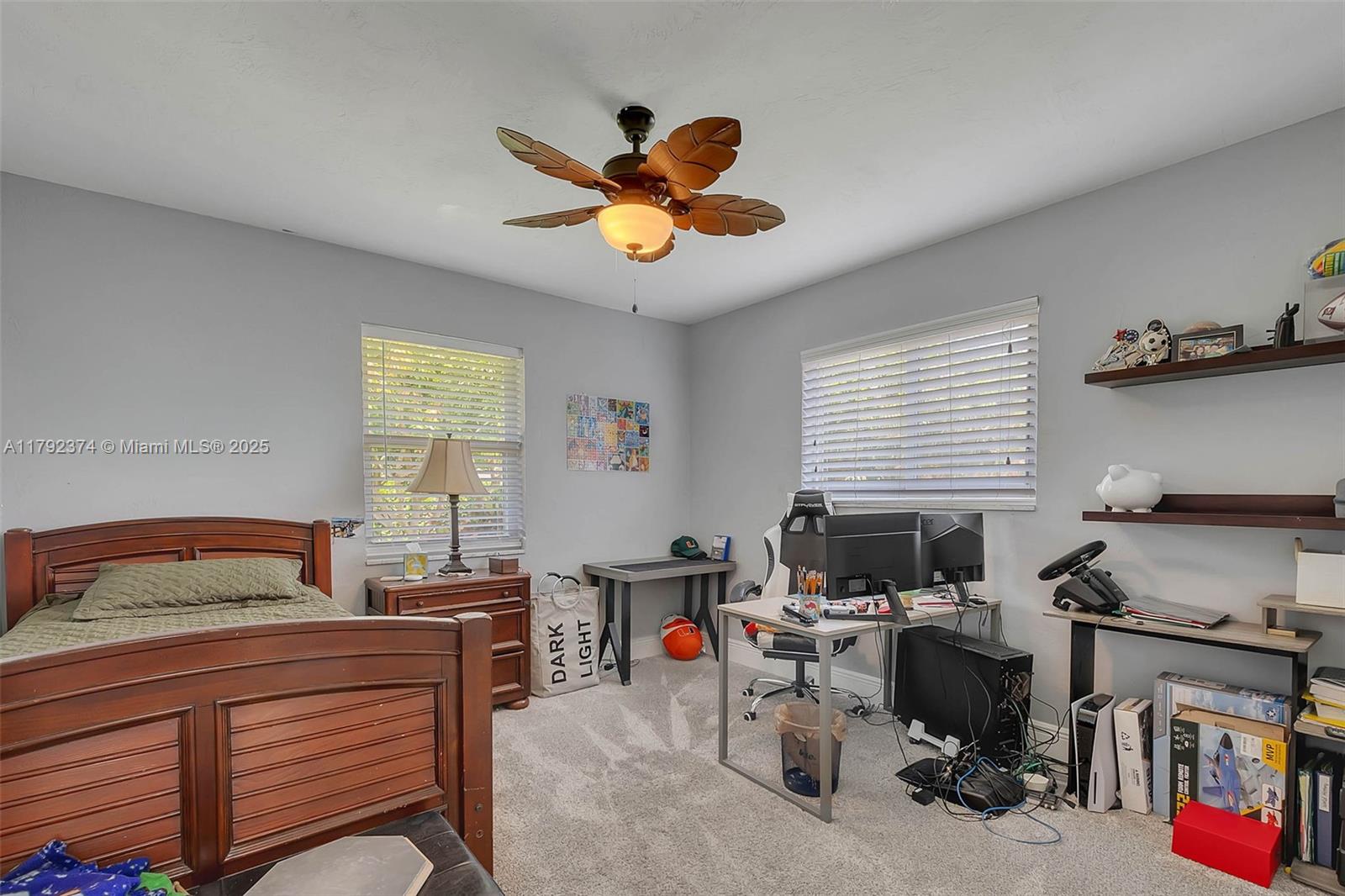 16840 Sw 87th Ave Property Photo 13