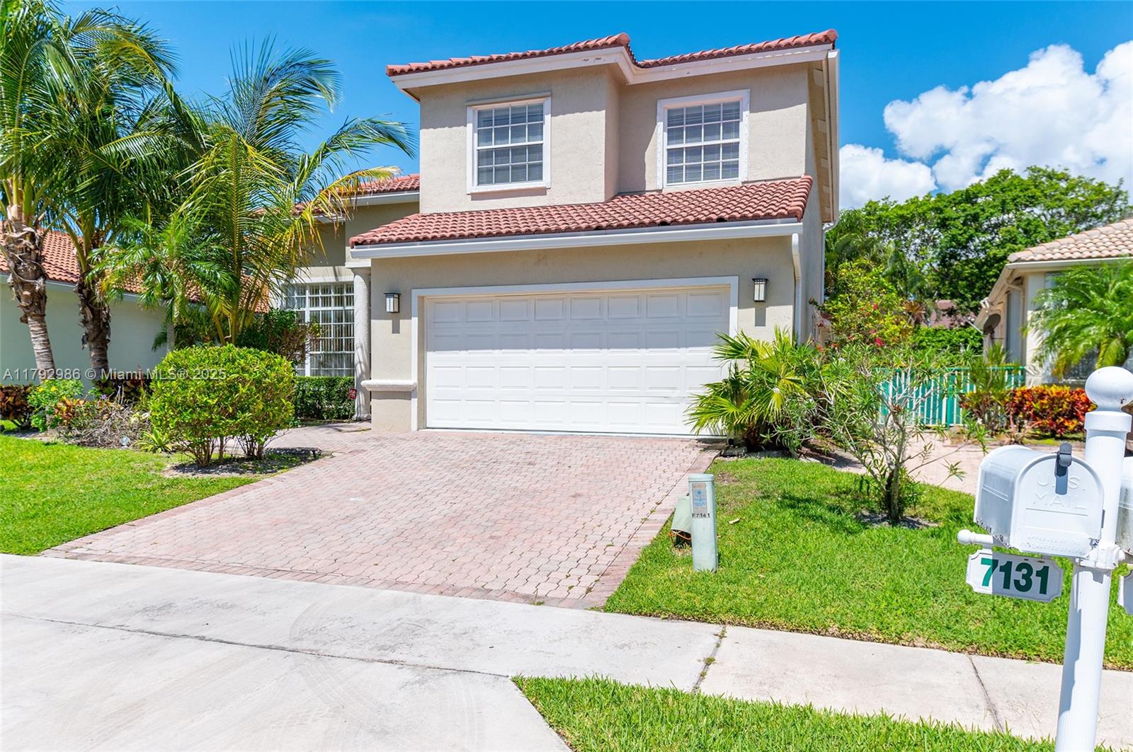 Boca Raton Community Real Estate Listings Main Image