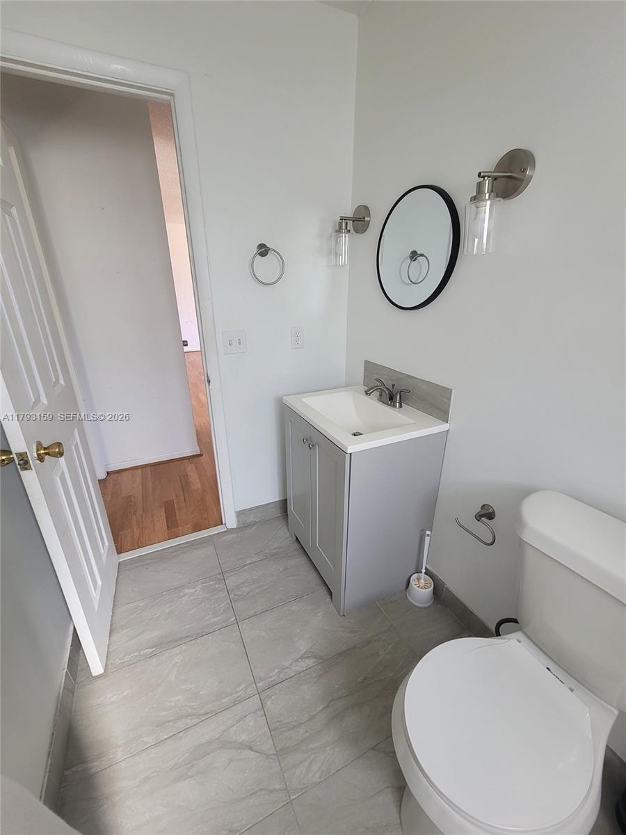 1112 Evanston St Property Photo 30