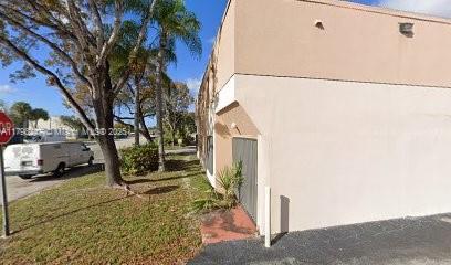 12211 SW 131st Ave Property Photo 1