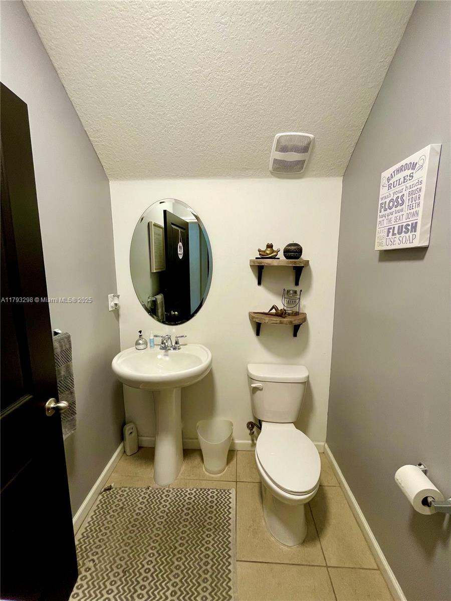 11623 Sw 244th Ln Property Photo 15