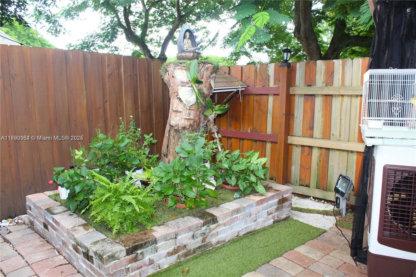 1209 Ne 32nd Ave Property Photo 24