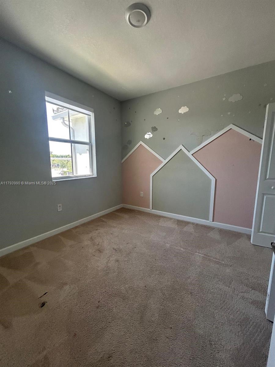 2743 Se 15th St Property Photo 10
