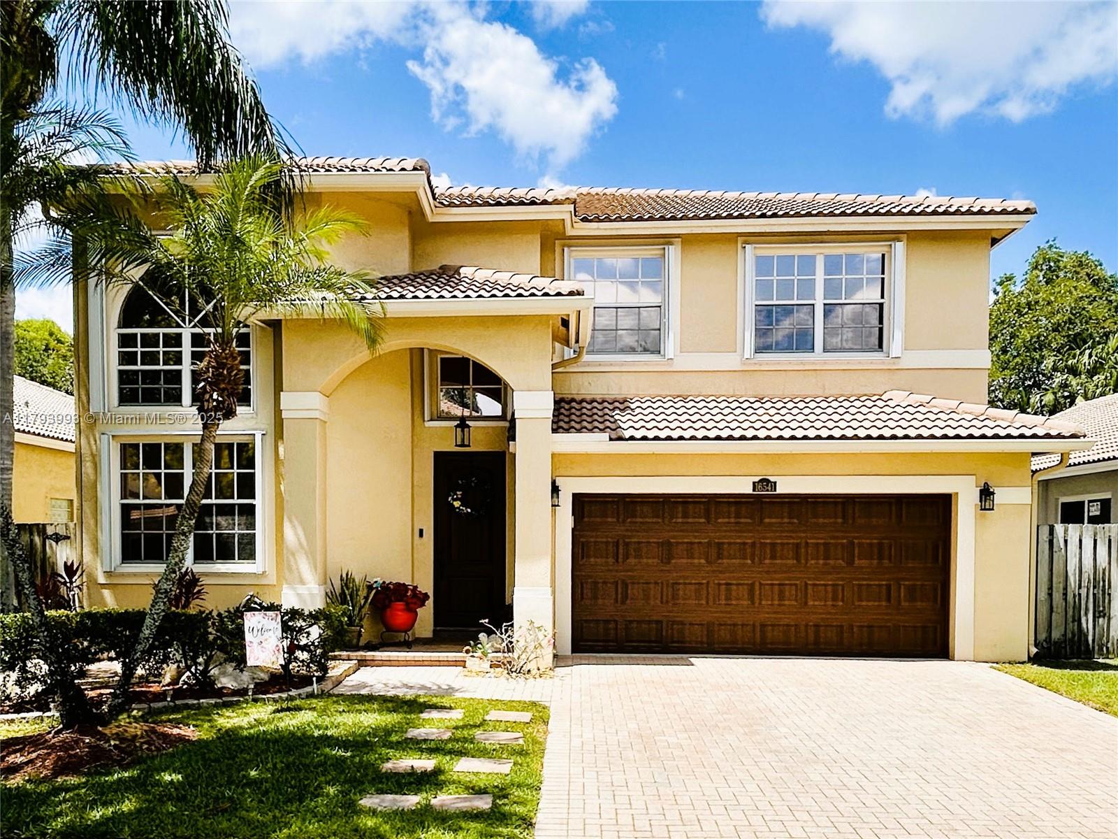16541 Turquoise Trl Property Photo 1