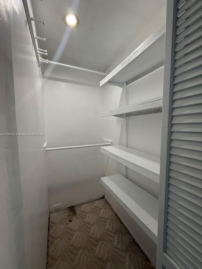 143 Valois Blvd Property Photo 14