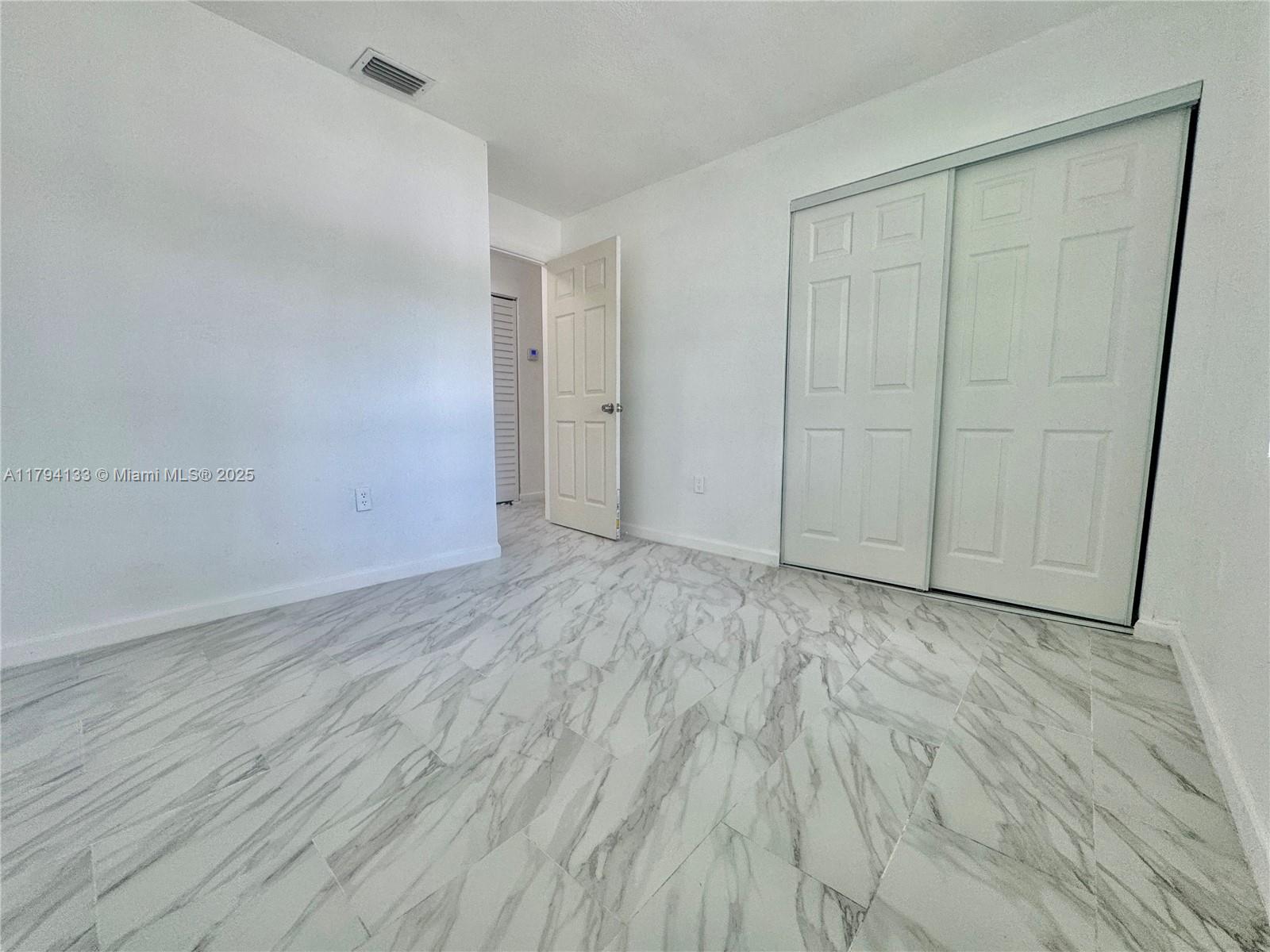 526 Sw 7th Ct Property Photo 12