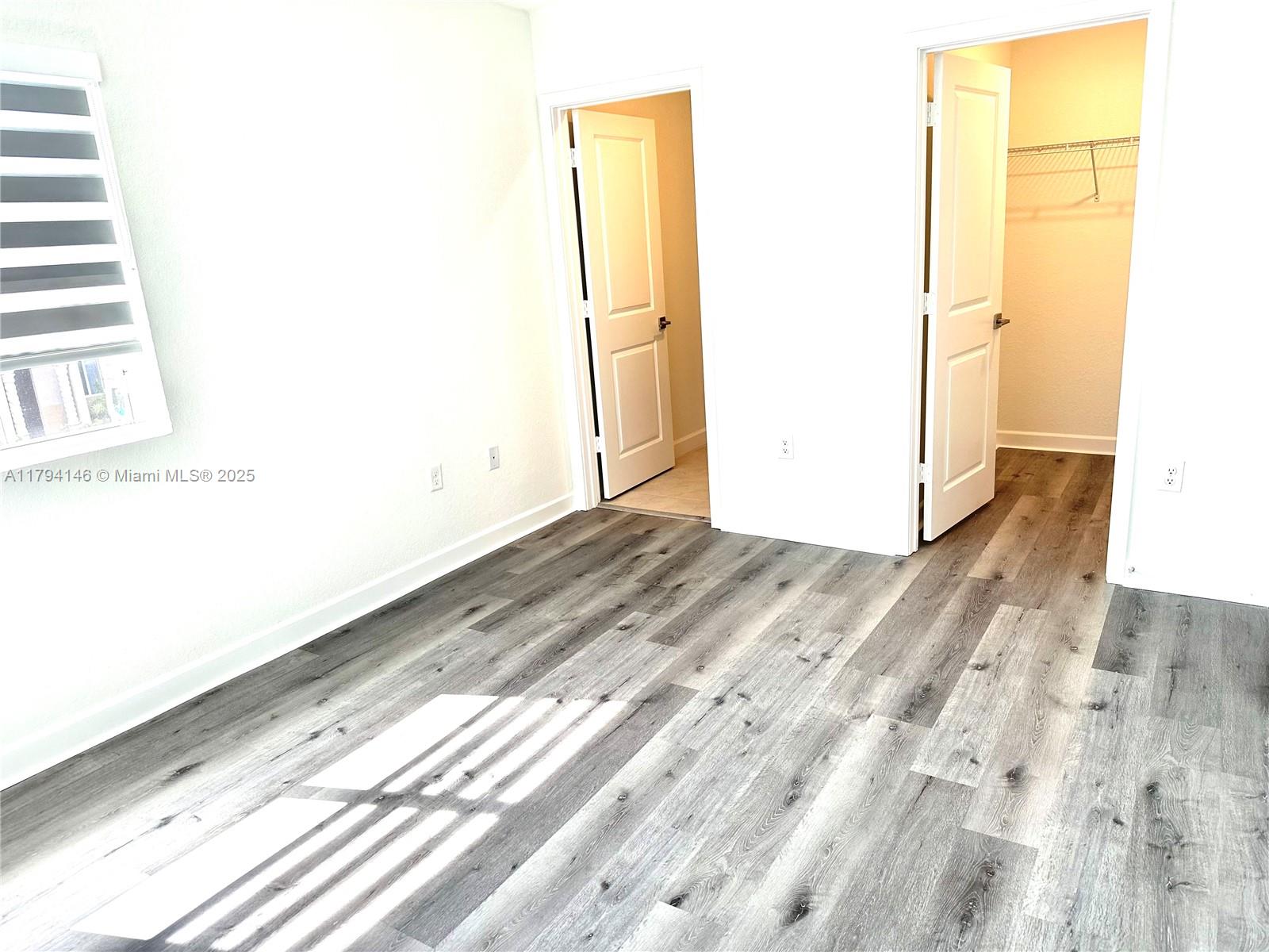 2418 Se 10th Ct Property Photo 13