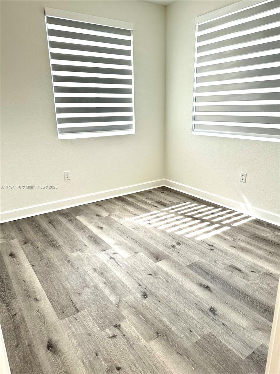 2418 Se 10th Ct Property Photo 17