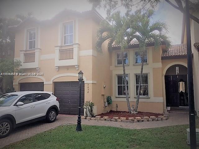 4854 NW 110th Pl Property Photo 1