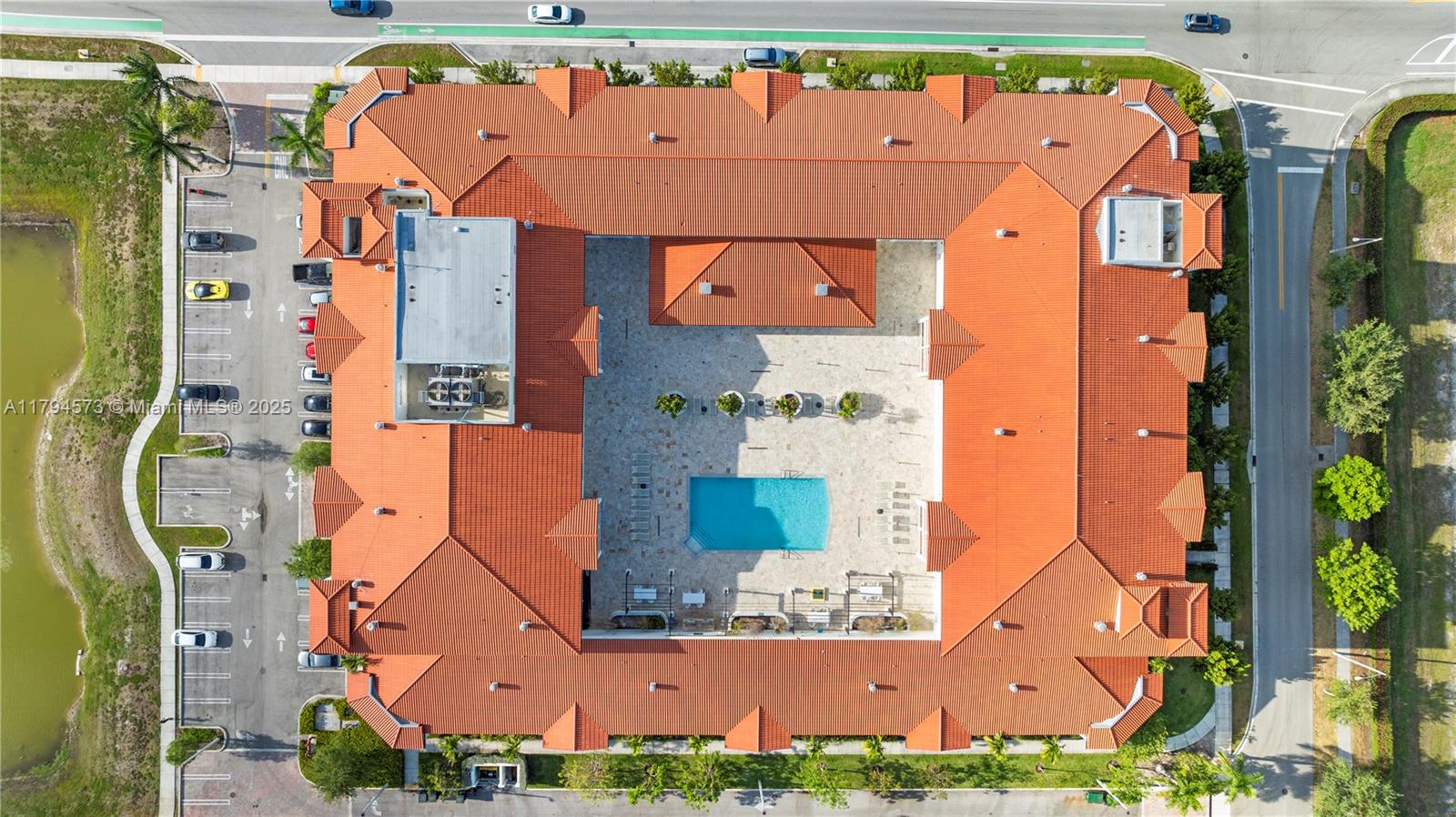 10950 Nw 82nd St 415 Property Photo 26