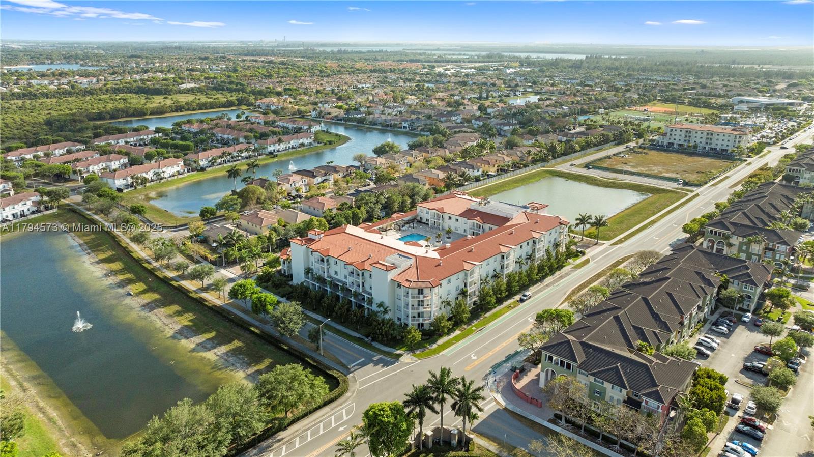 10950 Nw 82nd St 415 Property Photo 33