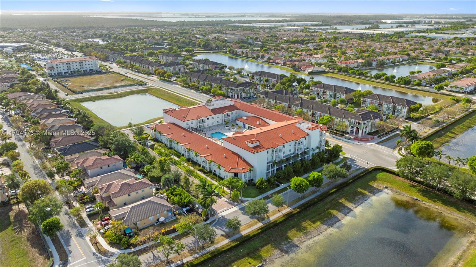 10950 Nw 82nd St 415 Property Photo 34